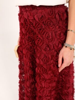 Jupe en fleurs bordeau